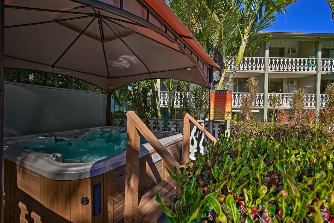 Апартаменты Kailua-Kona Islander Studio Lanai, Community Pool Экстерьер фото